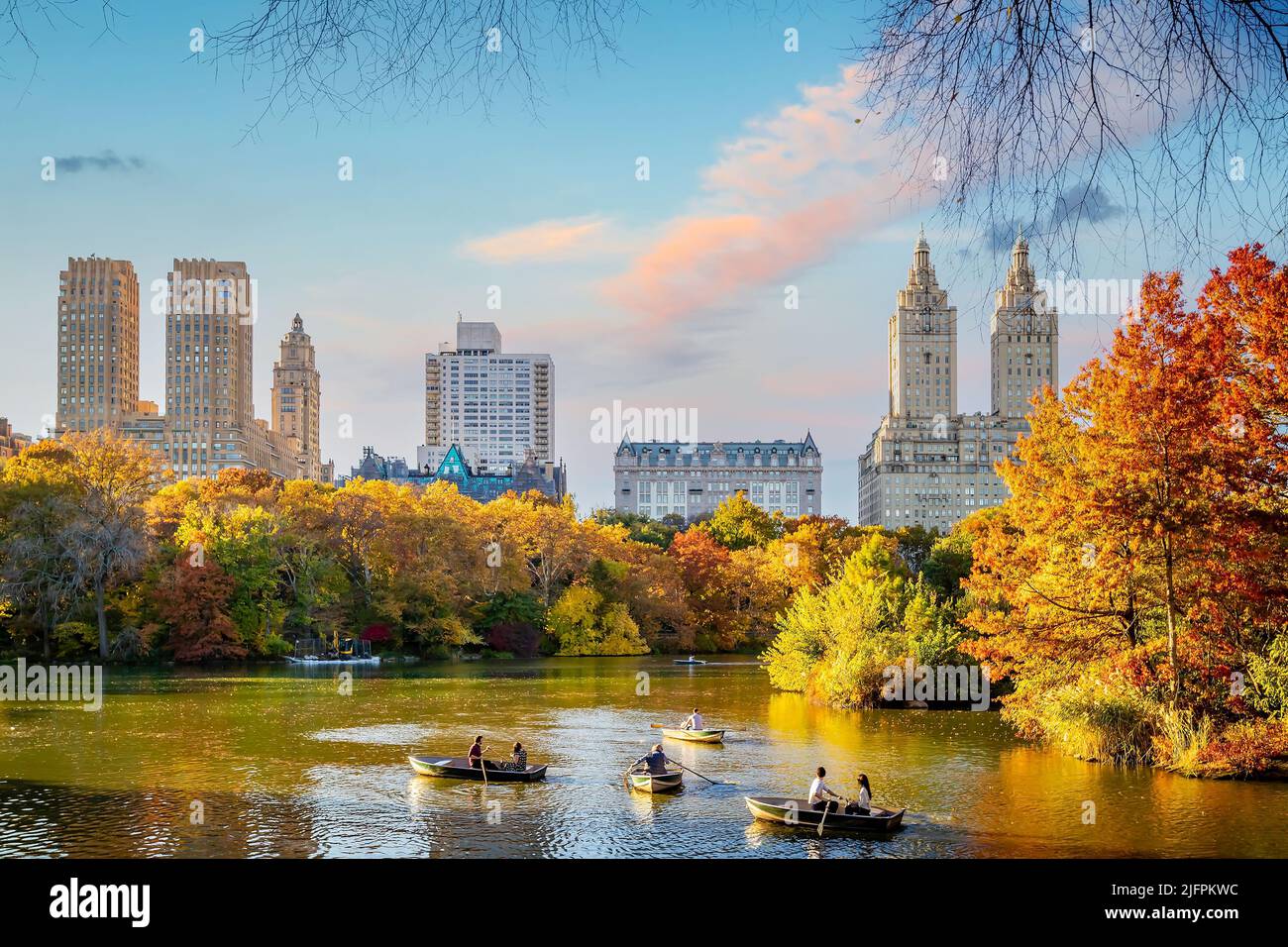 Central Park in autumn in midtown Manhattan New York City USA Stock ...