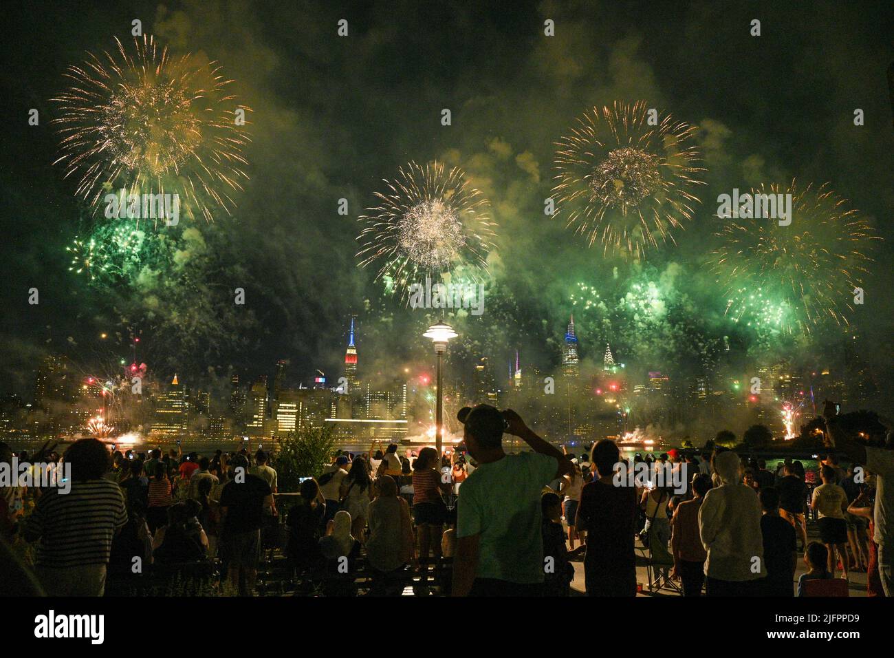 when does macy 4th of july sale end