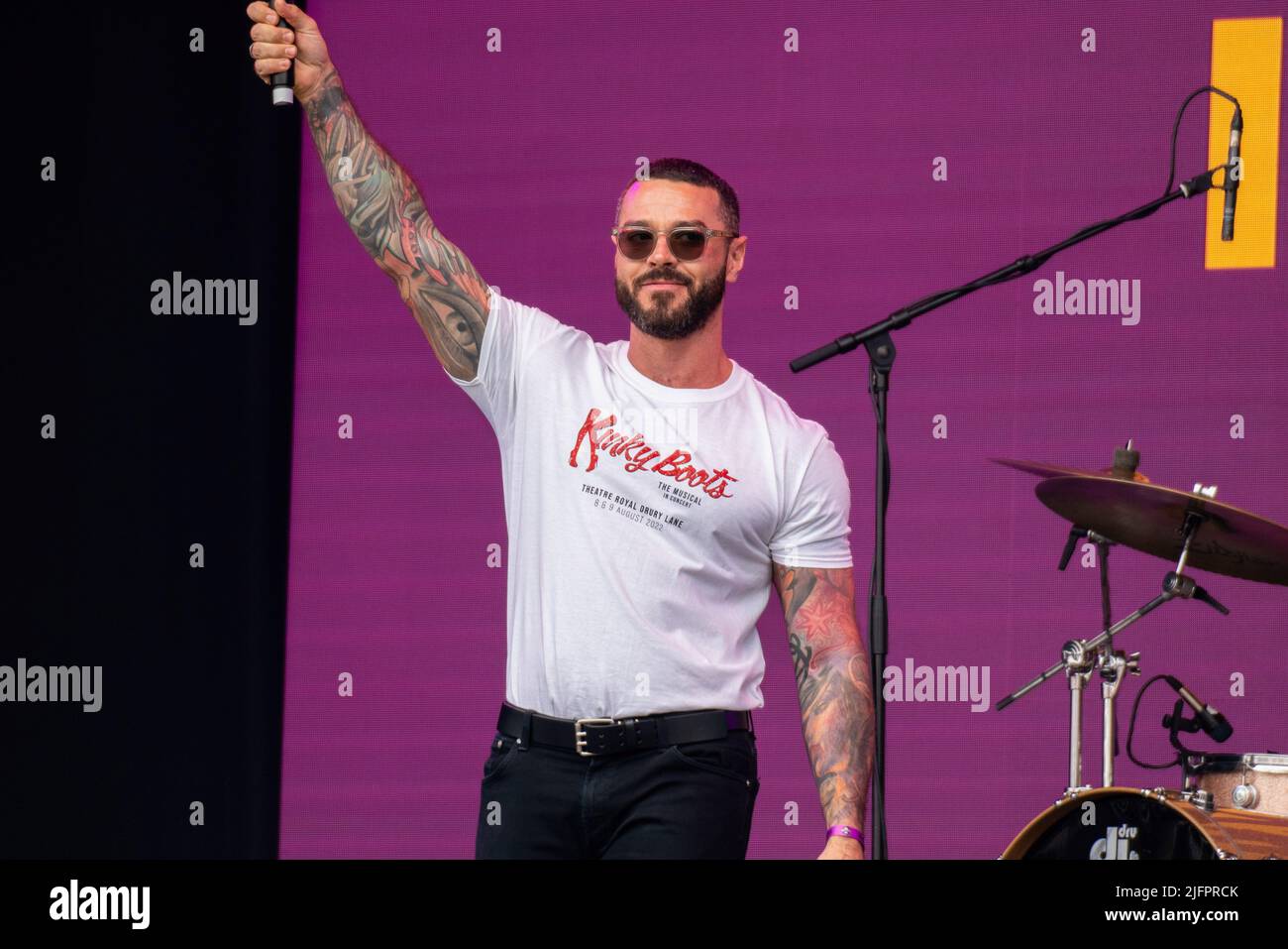 Gay matt willis hi-res stock photography and images - Alamy