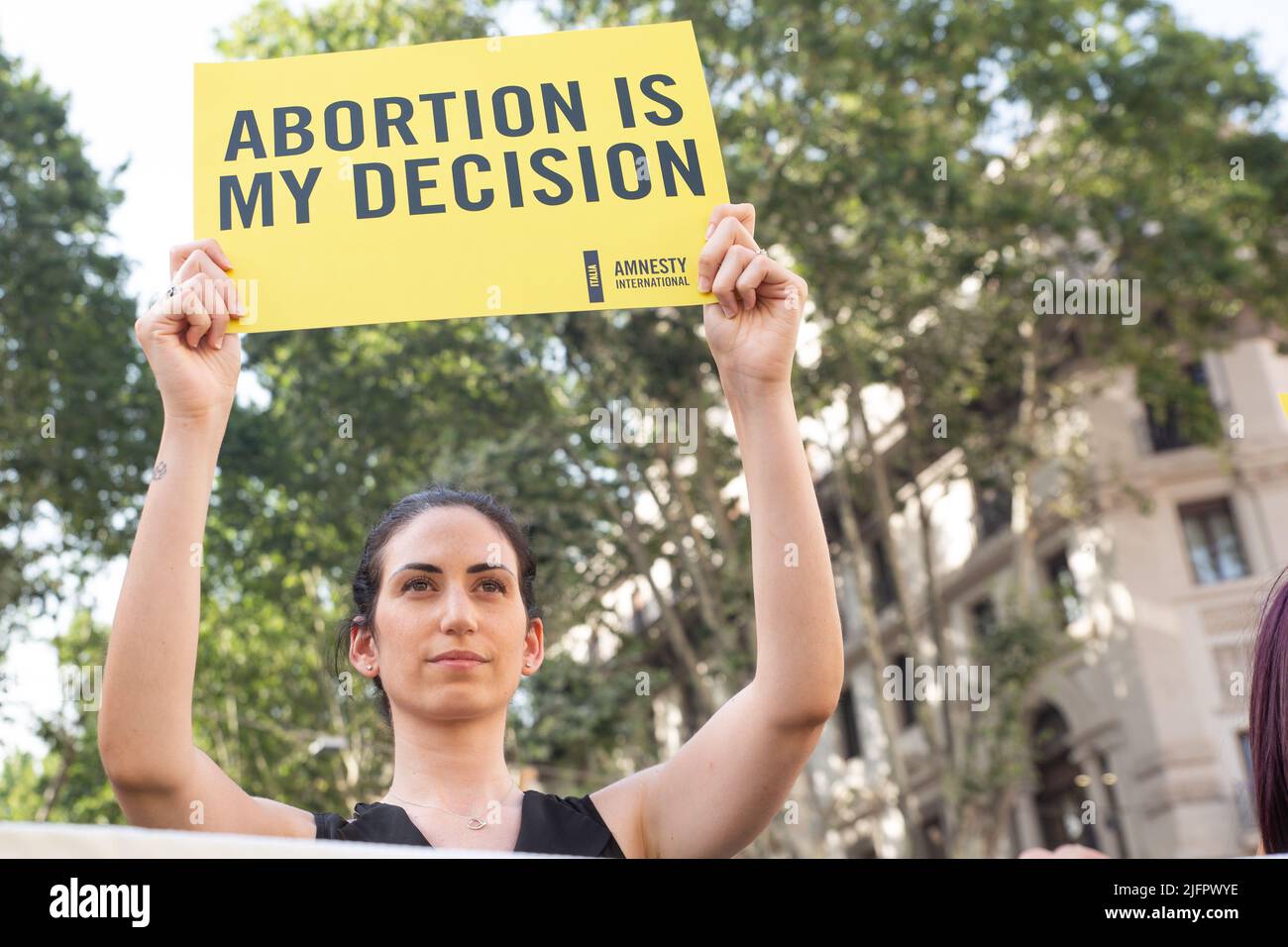 Rome, Italy. 04th July, 2022. Sit-in organized by Amnesty International Italia in Rome to protest against the abolition of abortion in the United States of America. (Photo by Matteo Nardone/Pacific Press) Credit: Pacific Press Media Production Corp./Alamy Live News Stock Photo