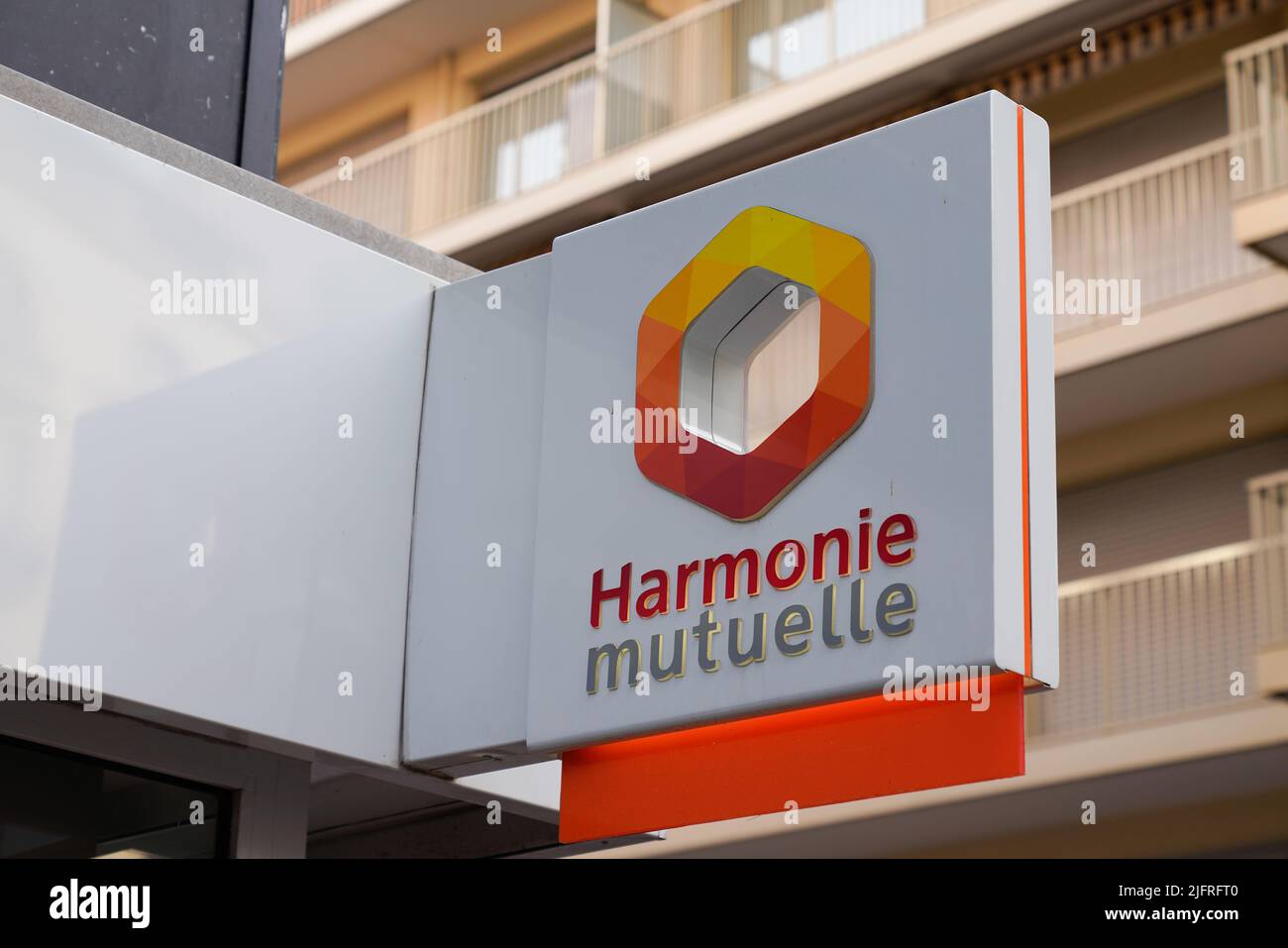 HARMONIE MUTUELLE visual data 3