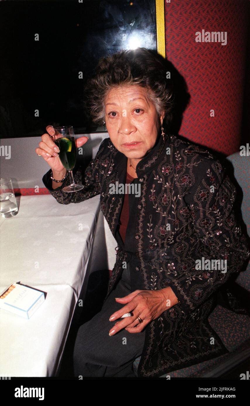 File photo dated 26/10/00 of actress Mona Hammond at a special gala screening of Martin Scorsese's 'Raging Bull' at the ABC Shaftesbury Avenue. Mona Hammond has been hailed as a pioneer and trailblazer following her death at 91. The Jamaican-British actress, best known for playing Blossom Jackson in BBC soap EastEnders and Auntie Susu in sitcom Desmond's, was a star of stage and screen for decades. Issue date: Thursday October 26, 2000. Stock Photo