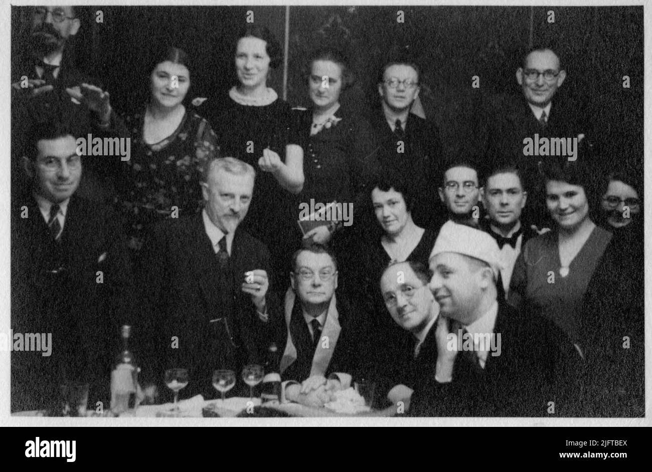 Nijmegen amateur photographers circle 'More Light'. Upstairs, fourth