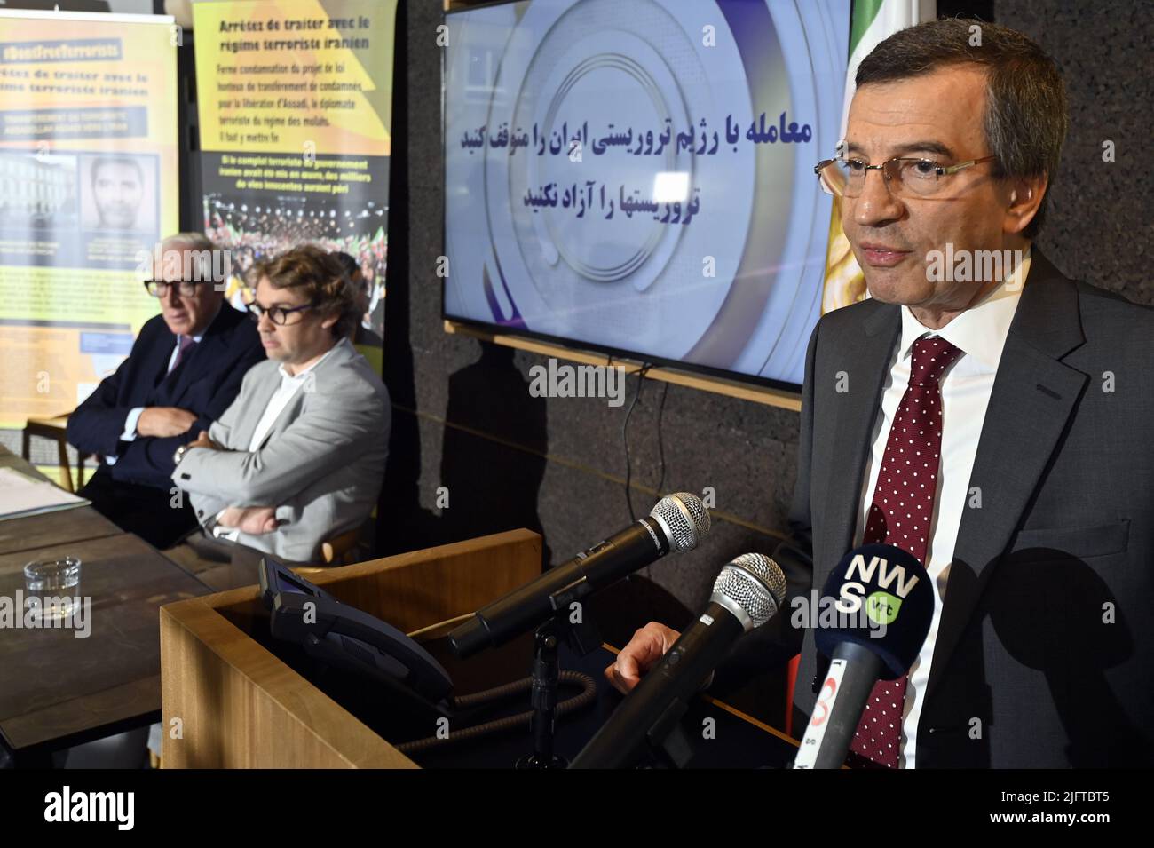 Farzin Hashemi, Deputy chairman of the foreign affairs committee of national council of resistance of Iran pictured during a press moment by the National Council of Resistance of Iran (NCRI) in protest against the treaty between the Belgian government and the Iranian regime, in Brussels, Tuesday 05 July 2022. In recent days there has been discussion about a bill that would allow Belgium to exchange prisoners with Iran. The proposal will be discussed in the parliament today. BELGA PHOTO ERIC LALMAND Stock Photo