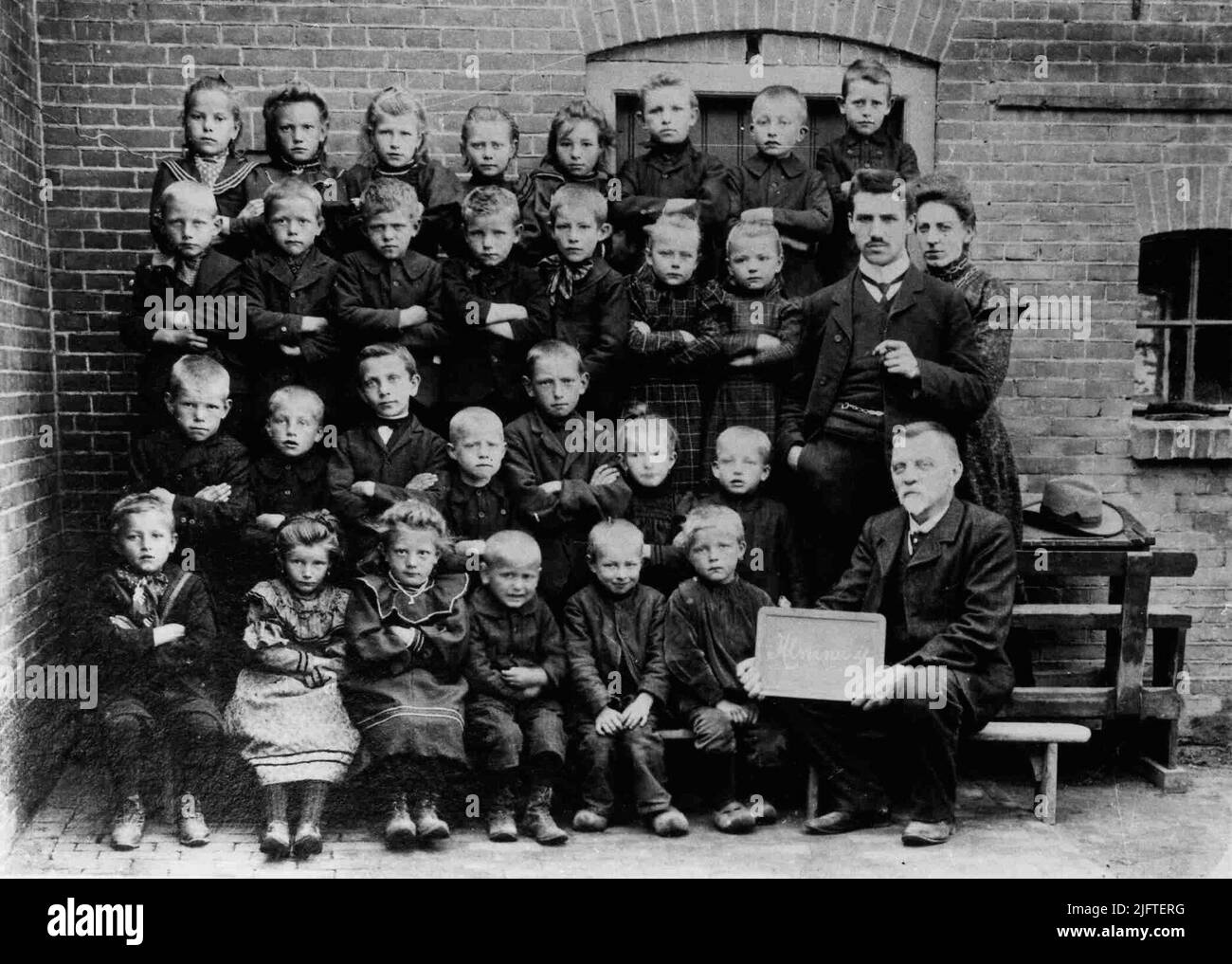 Group Photo Of School Classes With 3 Teachers Stock Photo Alamy group-photo-of-school-classes-with-3-teachers-stock-photo-alamy