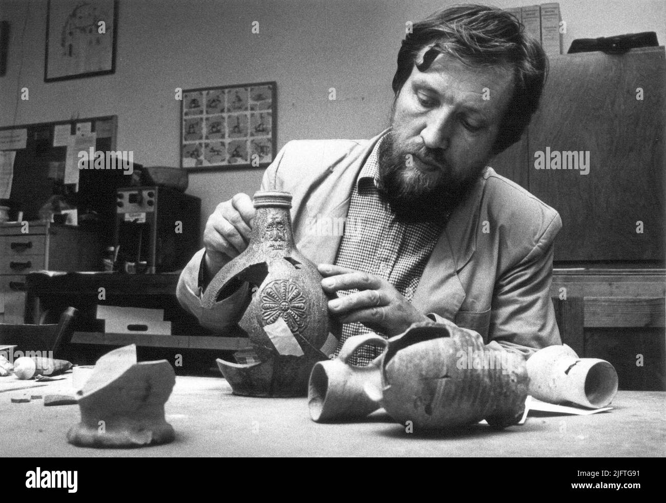 AW 838 Persons Jan Thijssen, Archaeologist Stock Photo Alamy