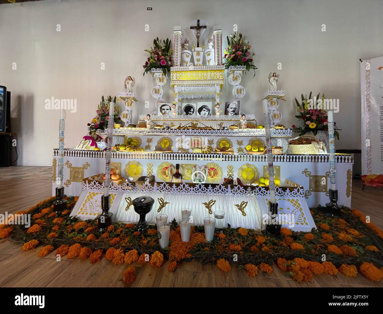 Traditional altar or offering for the dead in Dia de Muertos, in Mexico ...