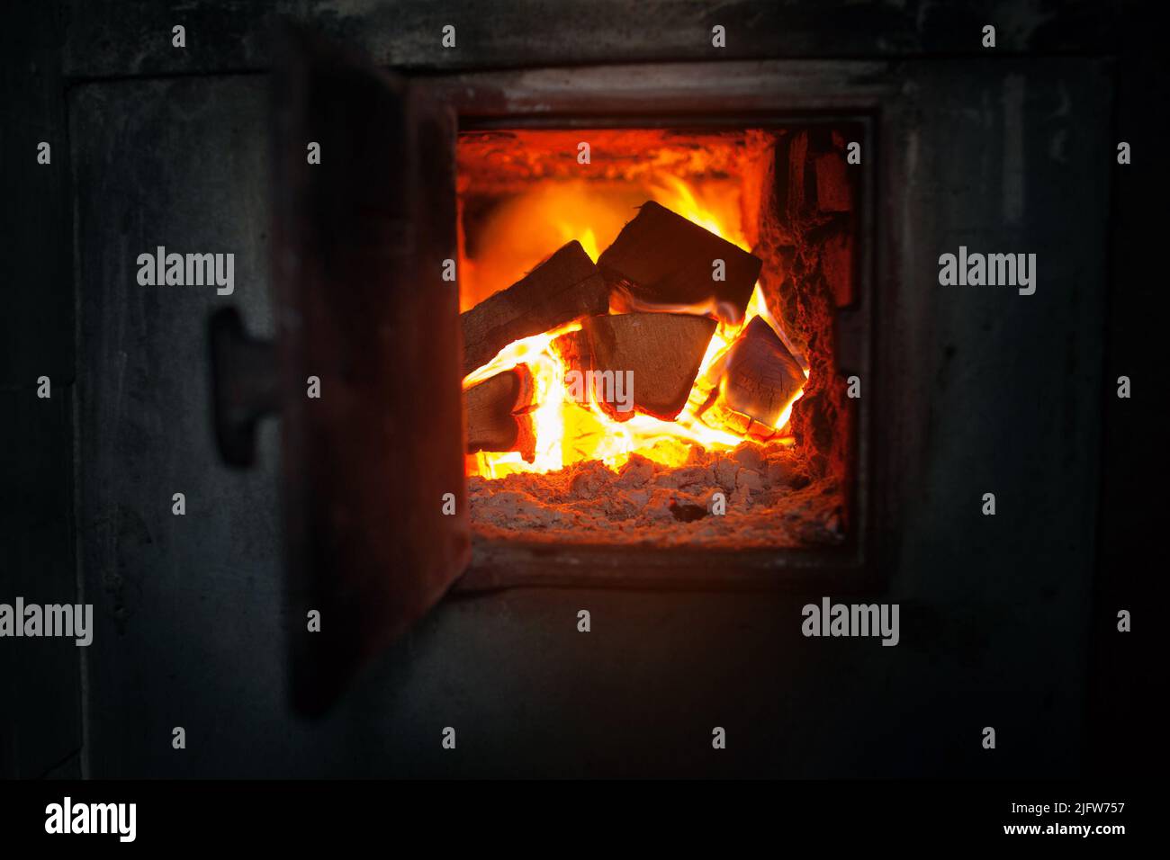 Ben Myren, Right, Of Colville, Washington, Talks About An, 46 OFF