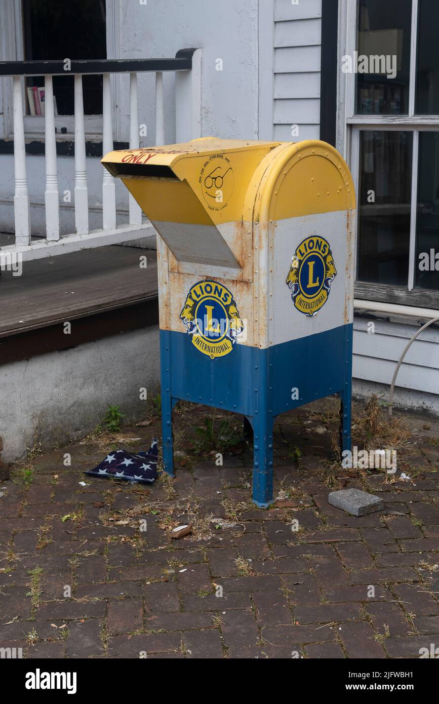 Lions International / converted mailbox for eyeglass collection program
