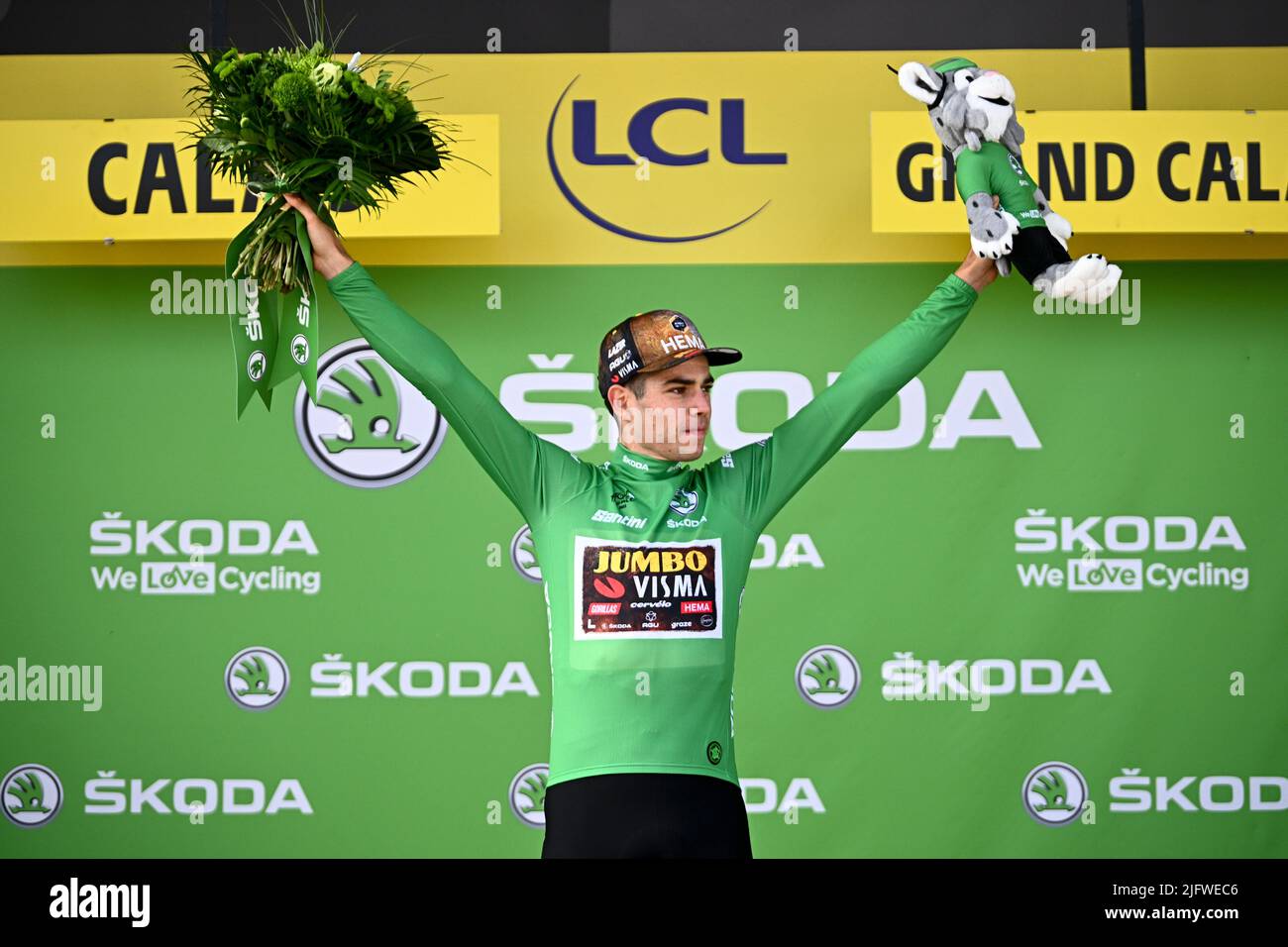 Calais, France,05 July 2022. Belgian Wout Van Aert of Team Jumbo-Visma celebrates in the green jersey of leader in the points ranking after stage four of the Tour de France cycling race, a 171.5 km race from Dunkerque to Calais, France on Tuesday 05 July 2022. This year's Tour de France takes place from 01 to 24 July 2022. BELGA PHOTO JASPER JACOBS - UK OUT Stock Photo