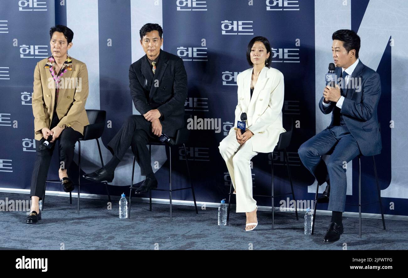 Seoul, South Korea. 5th July, 2022. (L to R) South Korean actor and director Lee Jung-jae, actors Jung Woo-sung, actress Jeon Hye-jin, and Heo Sung-tae, pose for photos during a press conference to promote their latest movie 'Hunt' in Seoul, South Korea on July 5, 2022. The movie is to be released in the country on Aug 10. (Photo by: Lee Young-ho/Sipa USA) Credit: Sipa USA/Alamy Live News Stock Photo