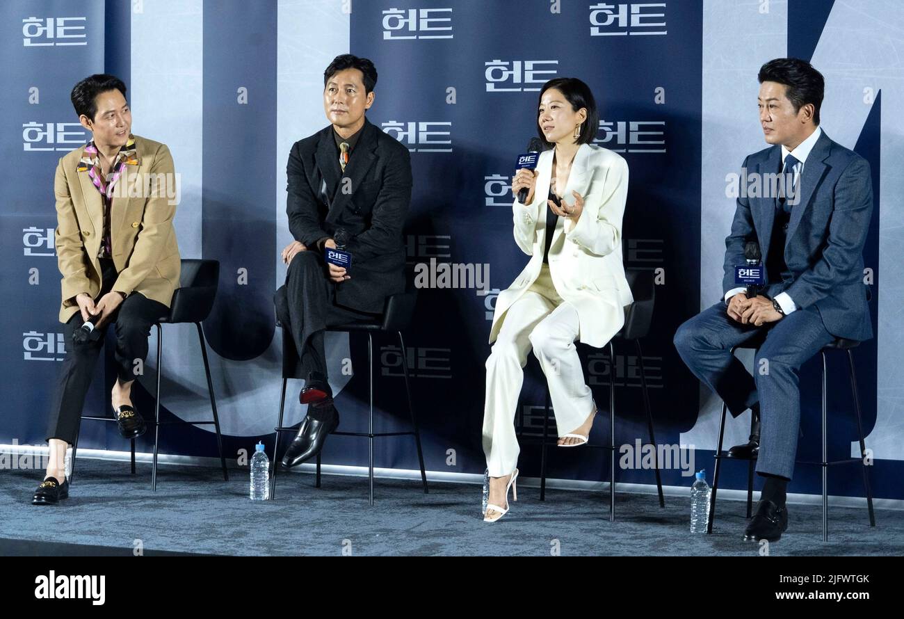 Seoul, South Korea. 5th July, 2022. (L to R) South Korean actor and director Lee Jung-jae, actors Jung Woo-sung, actress Jeon Hye-jin, and Heo Sung-tae, pose for photos during a press conference to promote their latest movie 'Hunt' in Seoul, South Korea on July 5, 2022. The movie is to be released in the country on Aug 10. (Photo by: Lee Young-ho/Sipa USA) Credit: Sipa USA/Alamy Live News Stock Photo