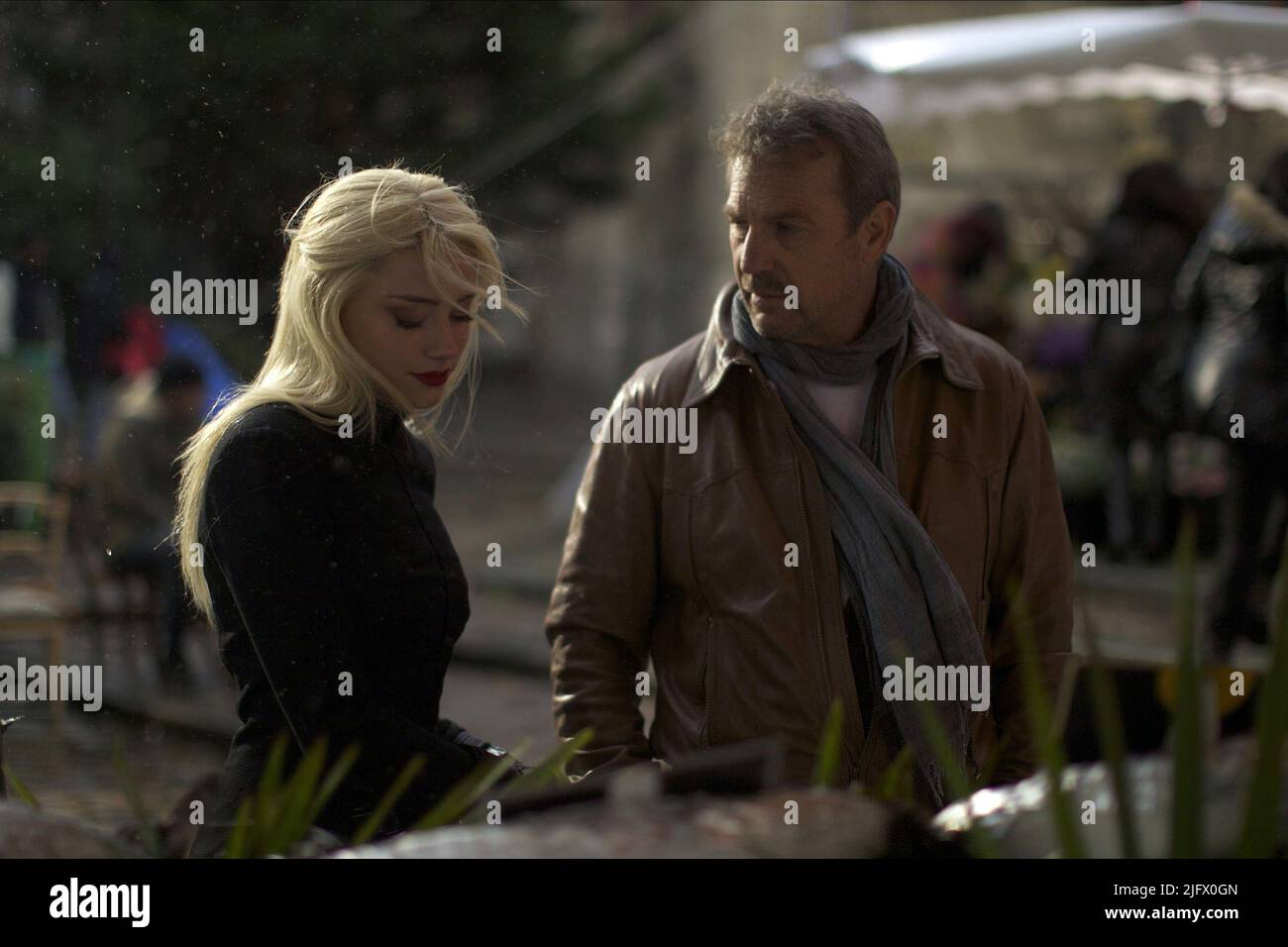 AMBER HEARD, KEVIN COSTNER, 3 DAYS TO KILL, 2014 Stock Photo Alamy