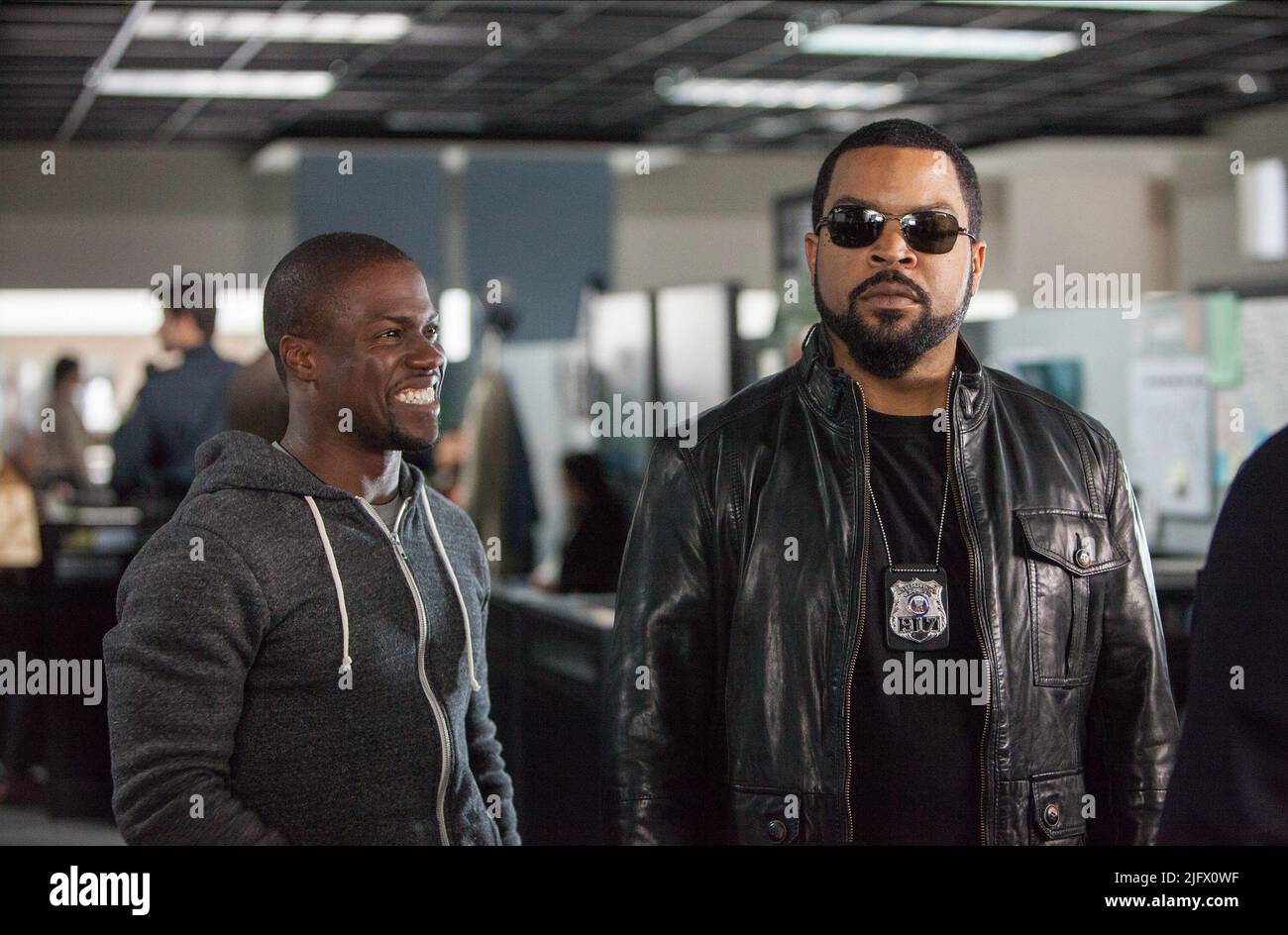 Photo: Ice Cube and Kevin Hart come to St. Louis Rams game