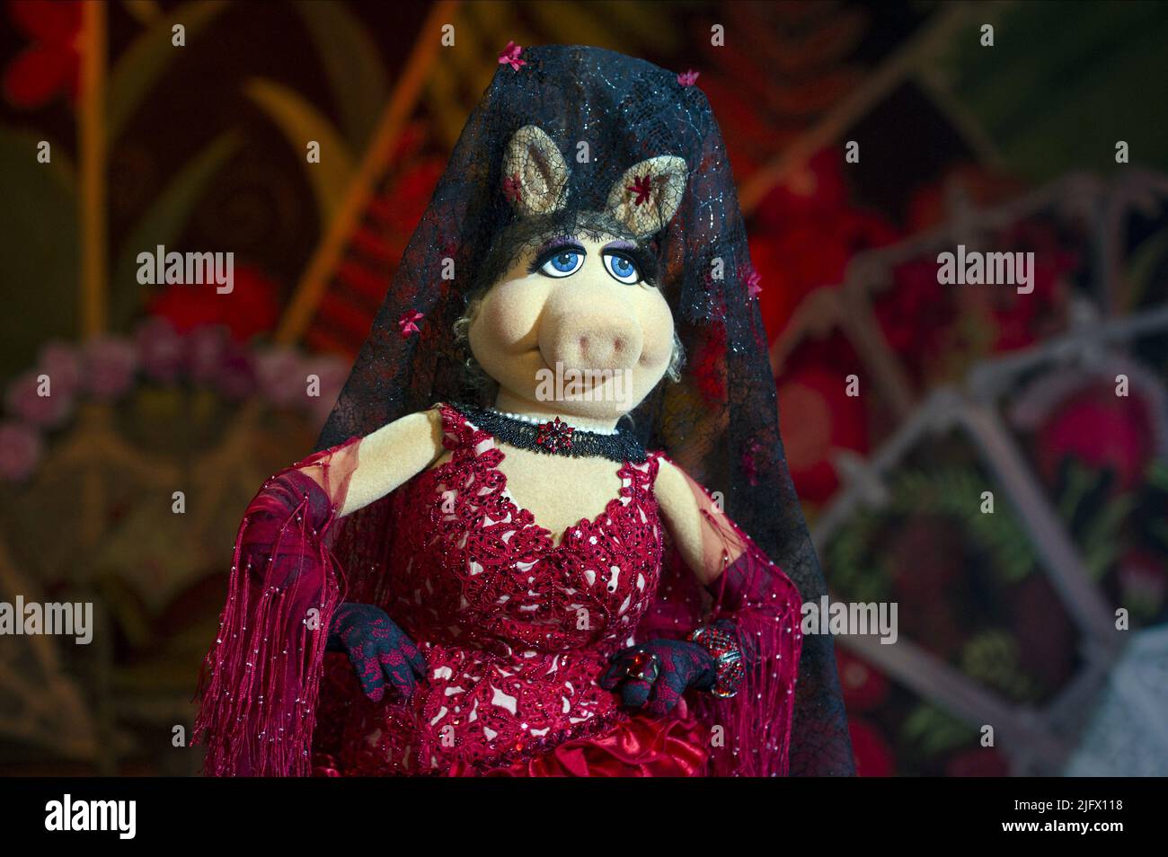 MISS PIGGY, MUPPETS MOST WANTED, 2014 Stock Photo
