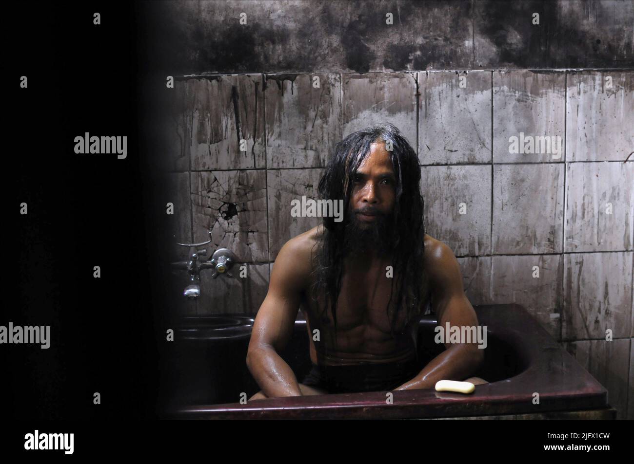 Yayan ruhian the raid 2 hi-res stock photography and images - Alamy