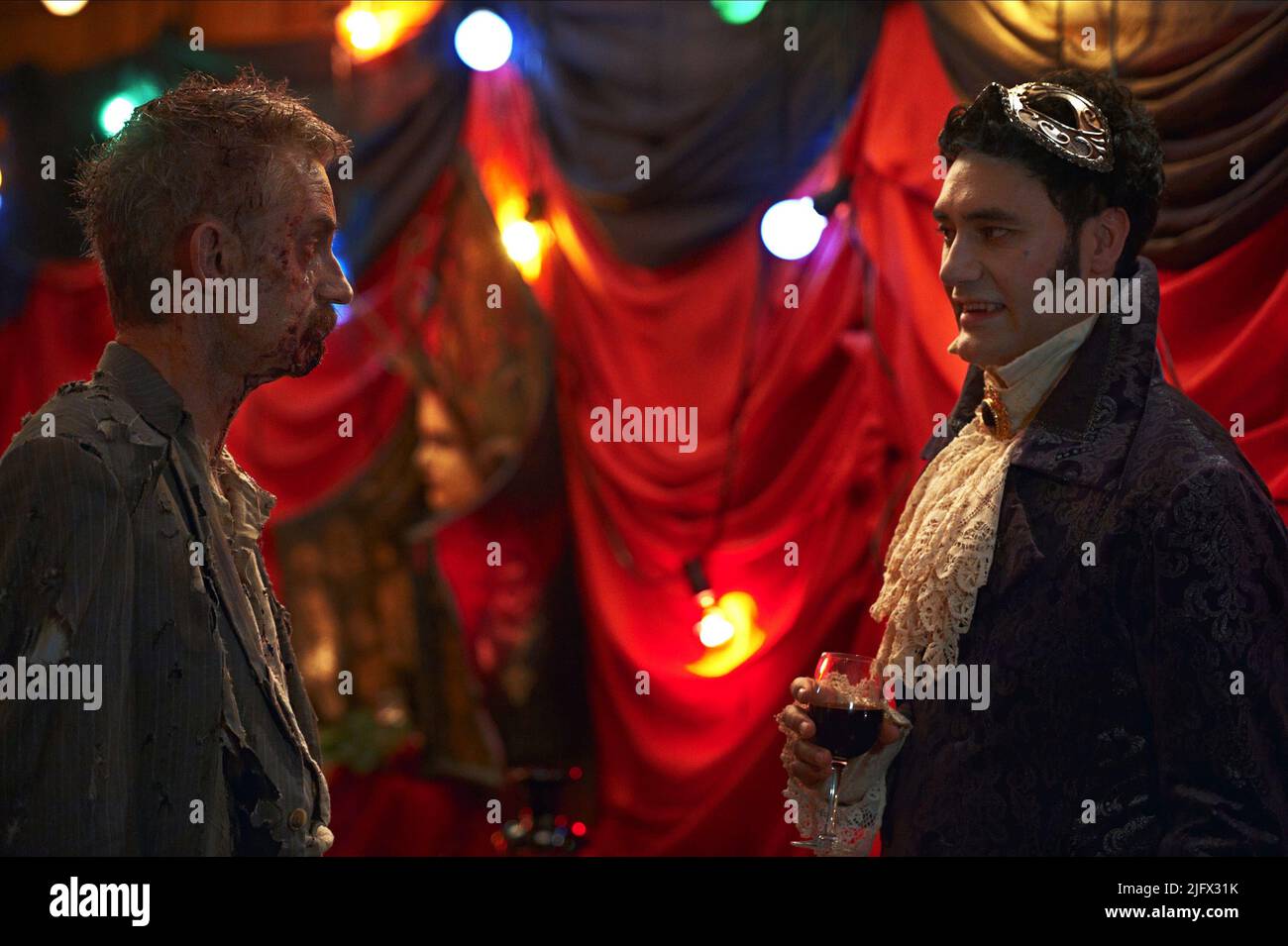 IAN HARCOURT, TAIKA WAITITI, WHAT WE DO IN THE SHADOWS, 2014 Stock Photo Alamy
