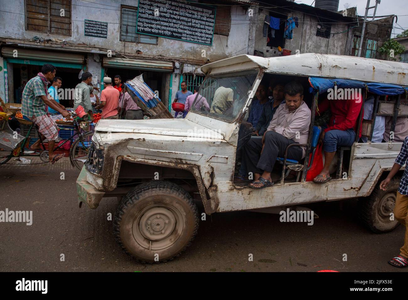 A bublic transport in Old Dhaka, Bangladesh Stock Photo