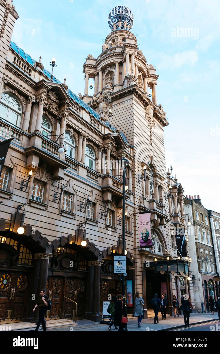 The London Coliseum, also known as the Coliseum Theatre, is a theatre in St Martin's Lane, Westminster, built as one of London's largest and most luxu Stock Photo