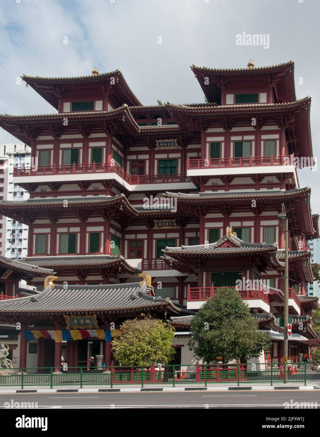 Buddha Tooth Relic Temple, South Bridge Road, Chinatown, Singapore Stock Photo