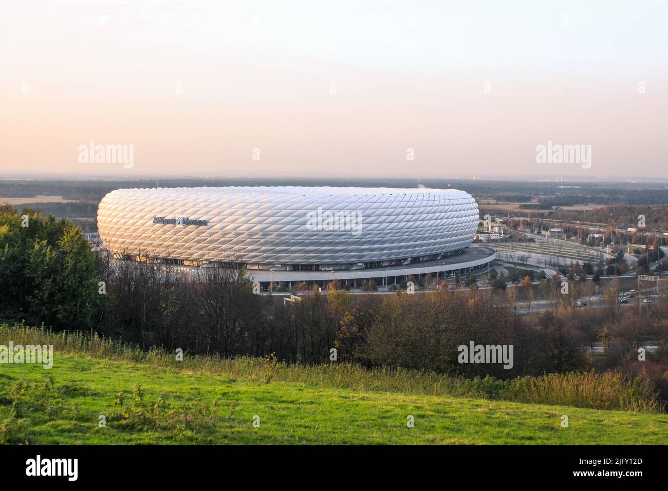 long-exposure-of-the-allianz-arena-in-munich-stock-photo-alamy