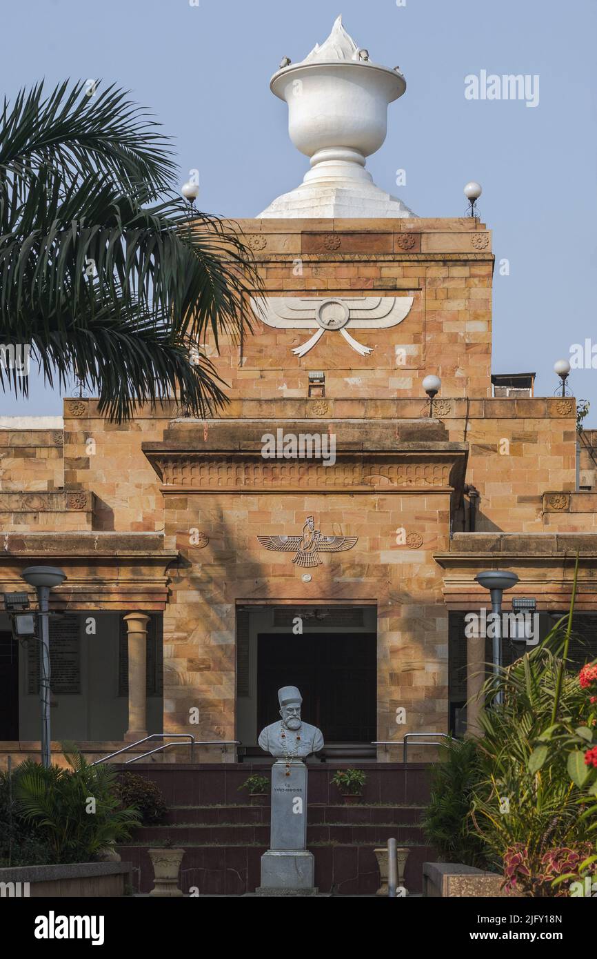 01 05 2018 Sculpture Of Jamshedji Nusserwanji Tata  Of Zorashtrian Fire Temple Parsi Agiyari Nagpur Maharashtra India Stock Photo