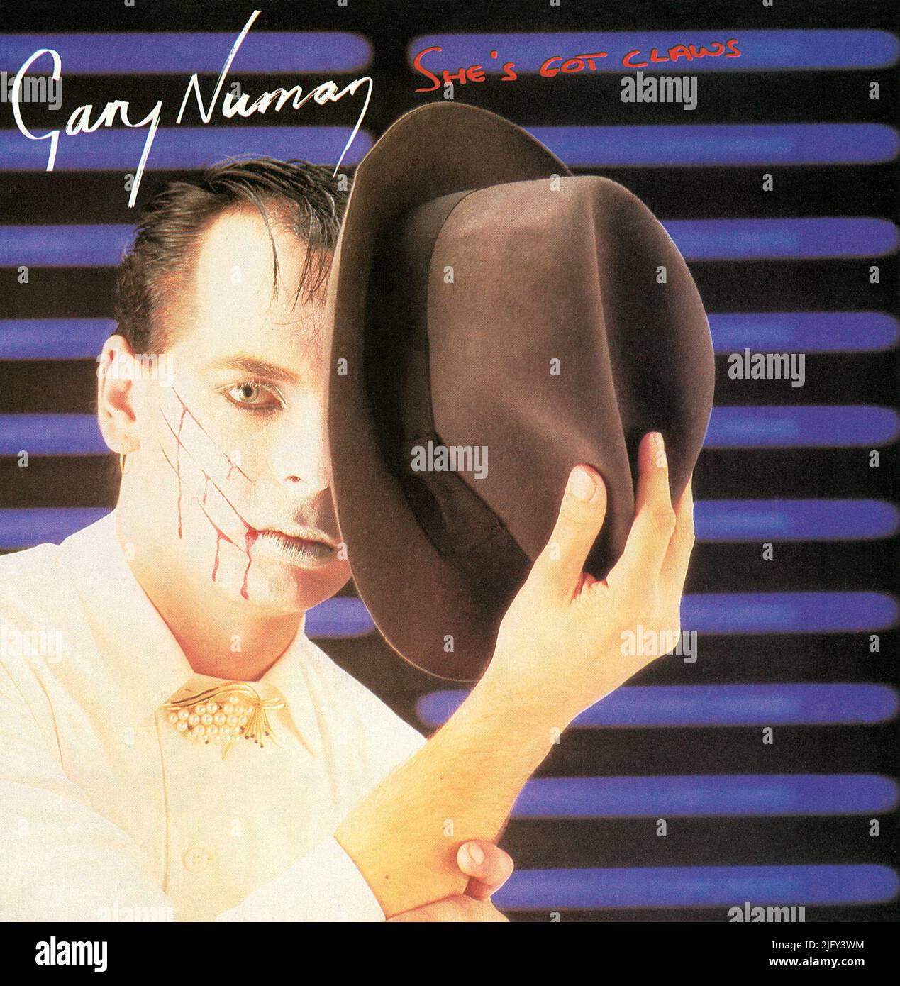 45 RPM 7' UK record label of She's Got Claws by Gary Numan. Written and produced by Gary Numan. Released in August 1981 on Beggars Banquet Records. Stock Photo