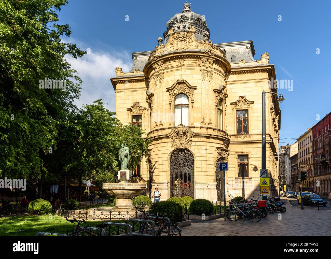 The main branch of the Szabo Ervin Public Library in Budapest, Hungary with a fountain in memory of Viscount Rothermere Stock Photo
