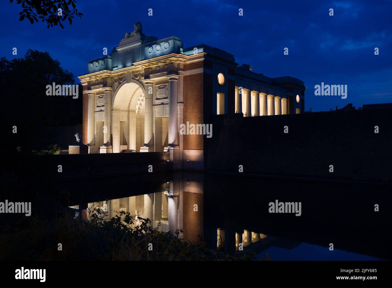 View on the Menin Gate in Ypres, a memorial voor the fallen soldiers during WWI in Flanders Fields Stock Photo