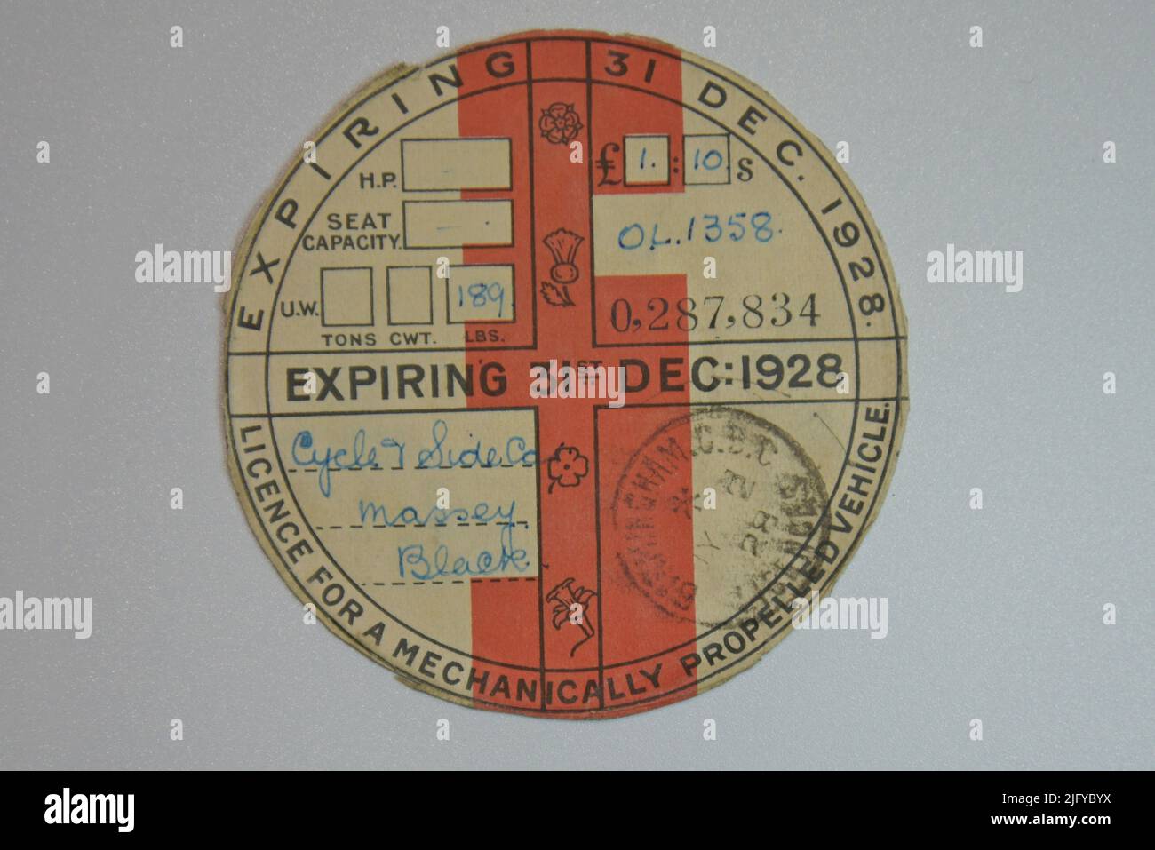 Vintage Car Tax Disc Road Fund Licence From 1928 Stock Photo Alamy vintage-car-tax-disc-road-fund-licence-from-1928-stock-photo-alamy