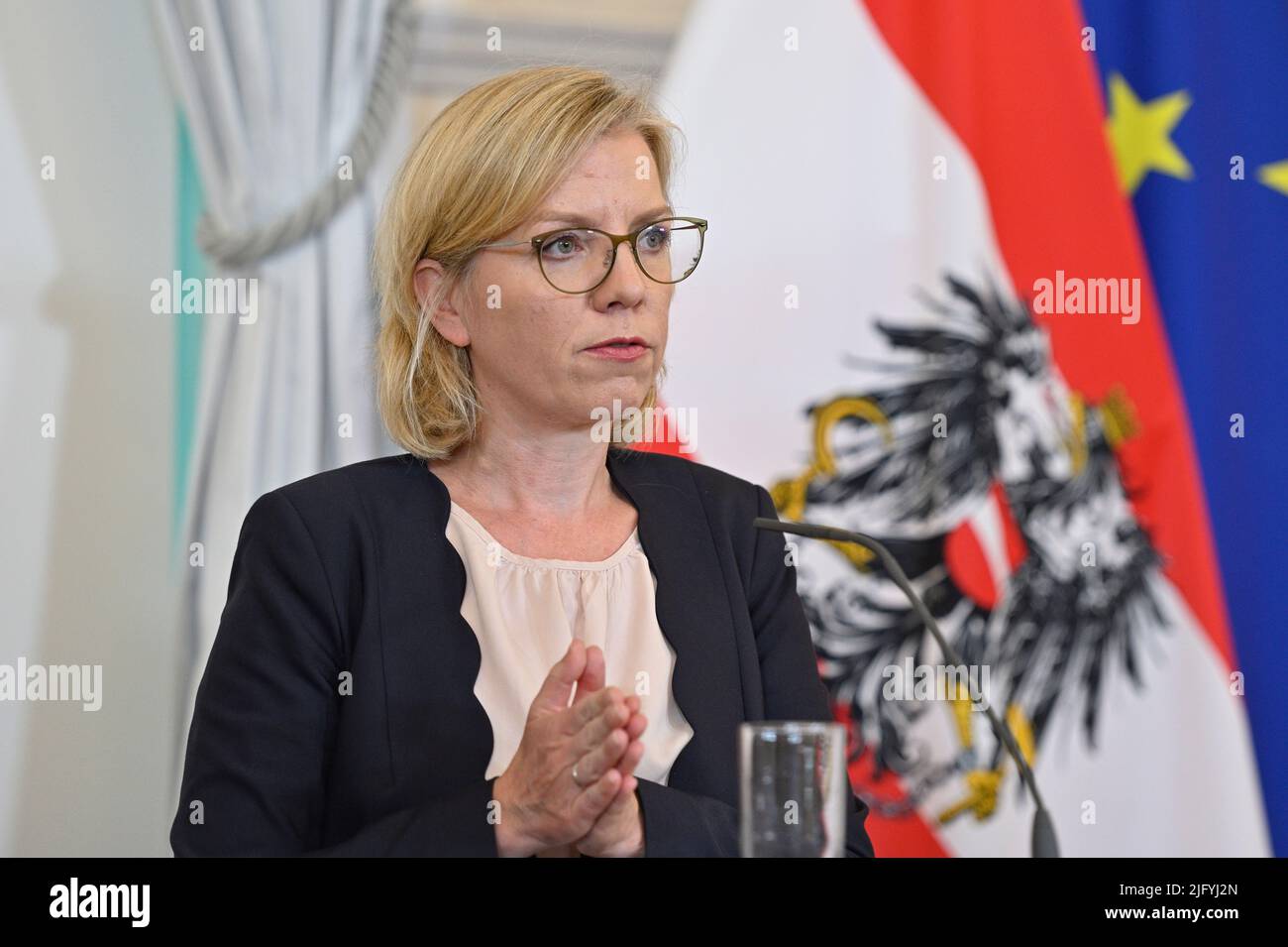 Vienna, Austria. 6th July 2022. Press foyer after the Council of Ministers  with Energy Minister Leonore Gewessler (the Greens) in the Federal  Chancellery. Topic: The gas crisis and the necessary measures against