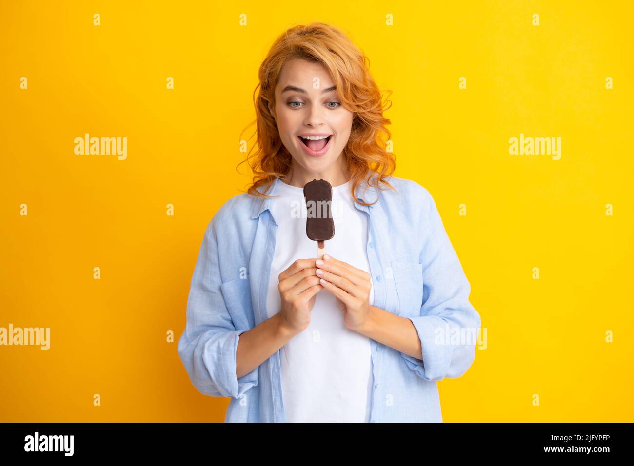 Chewing straw hi-res stock photography and images - Alamy