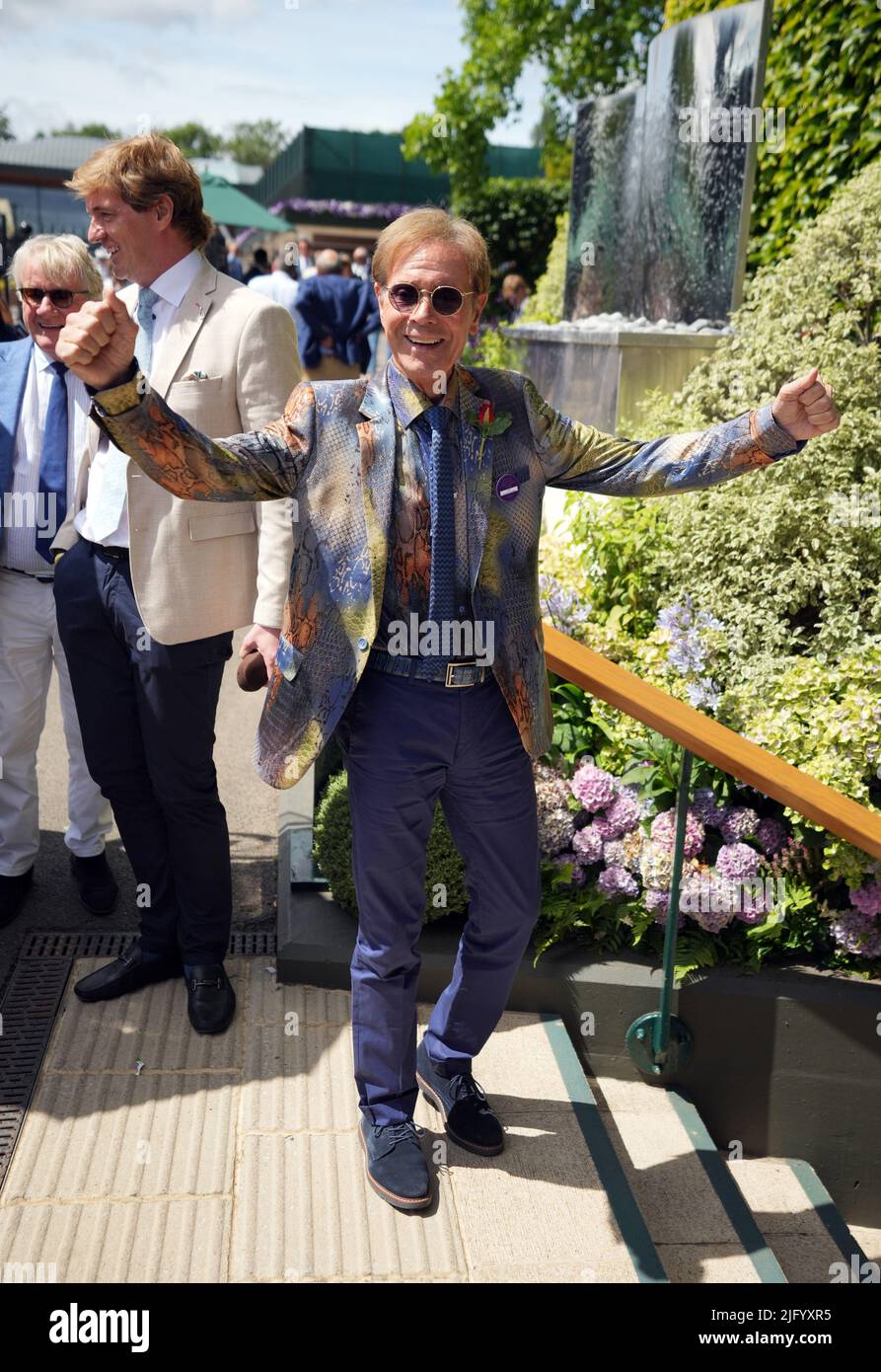 Sir Cliff Richard arrives ahead of day ten of the 2022 Wimbledon Championships at the All England Lawn Tennis and Croquet Club, Wimbledon. Picture date: Wednesday July 6, 2022. Stock Photo