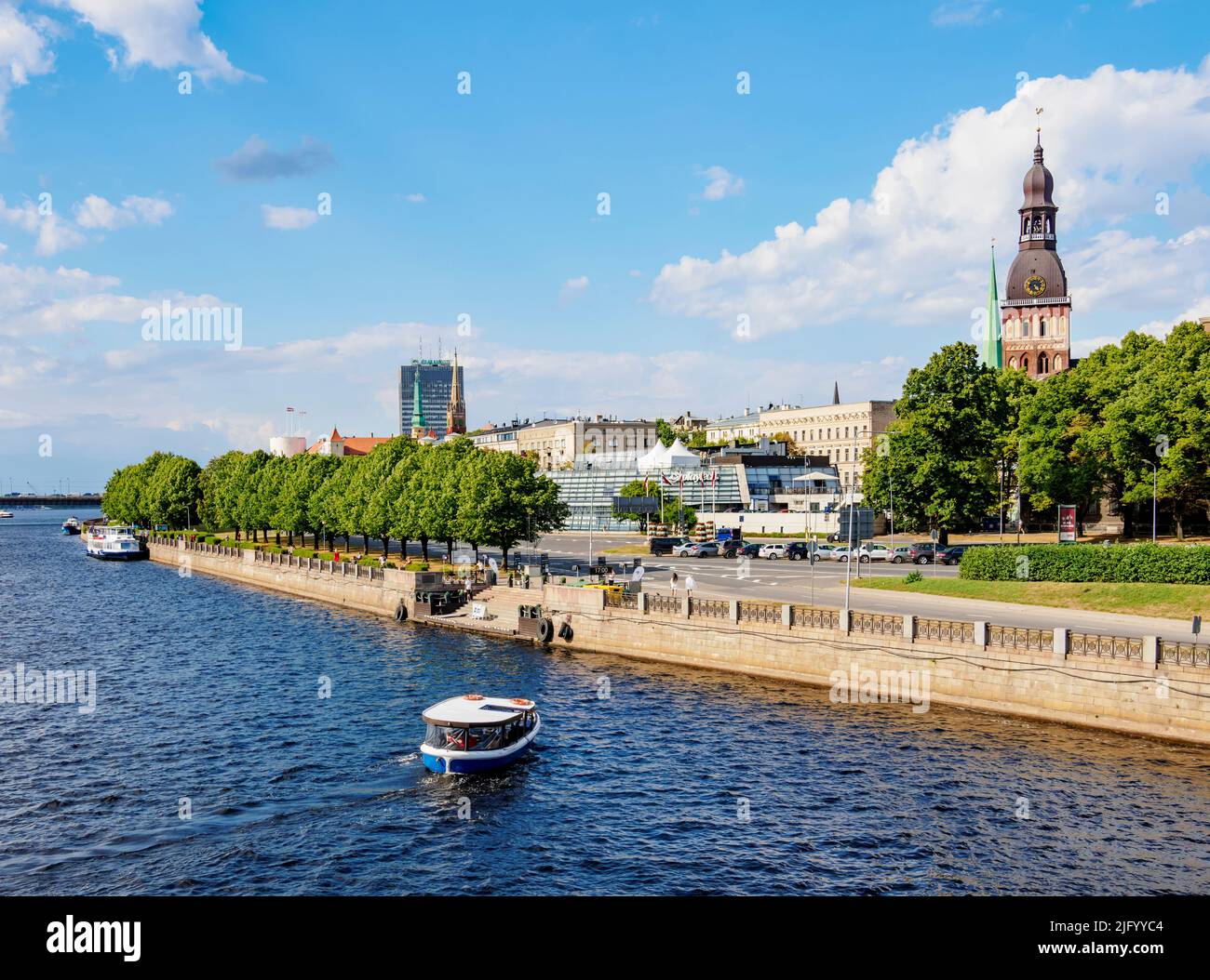 View over Daugava River towards the Cathedral of Saint Mary (Dome Cathedral), Riga, Latvia, Europe Stock Photo