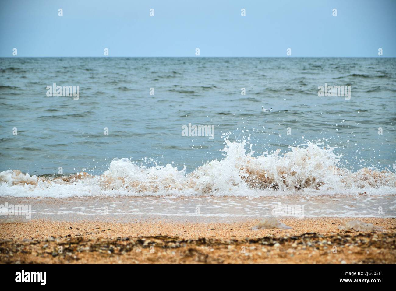 High splashing sea water hi-res stock photography and images - Alamy