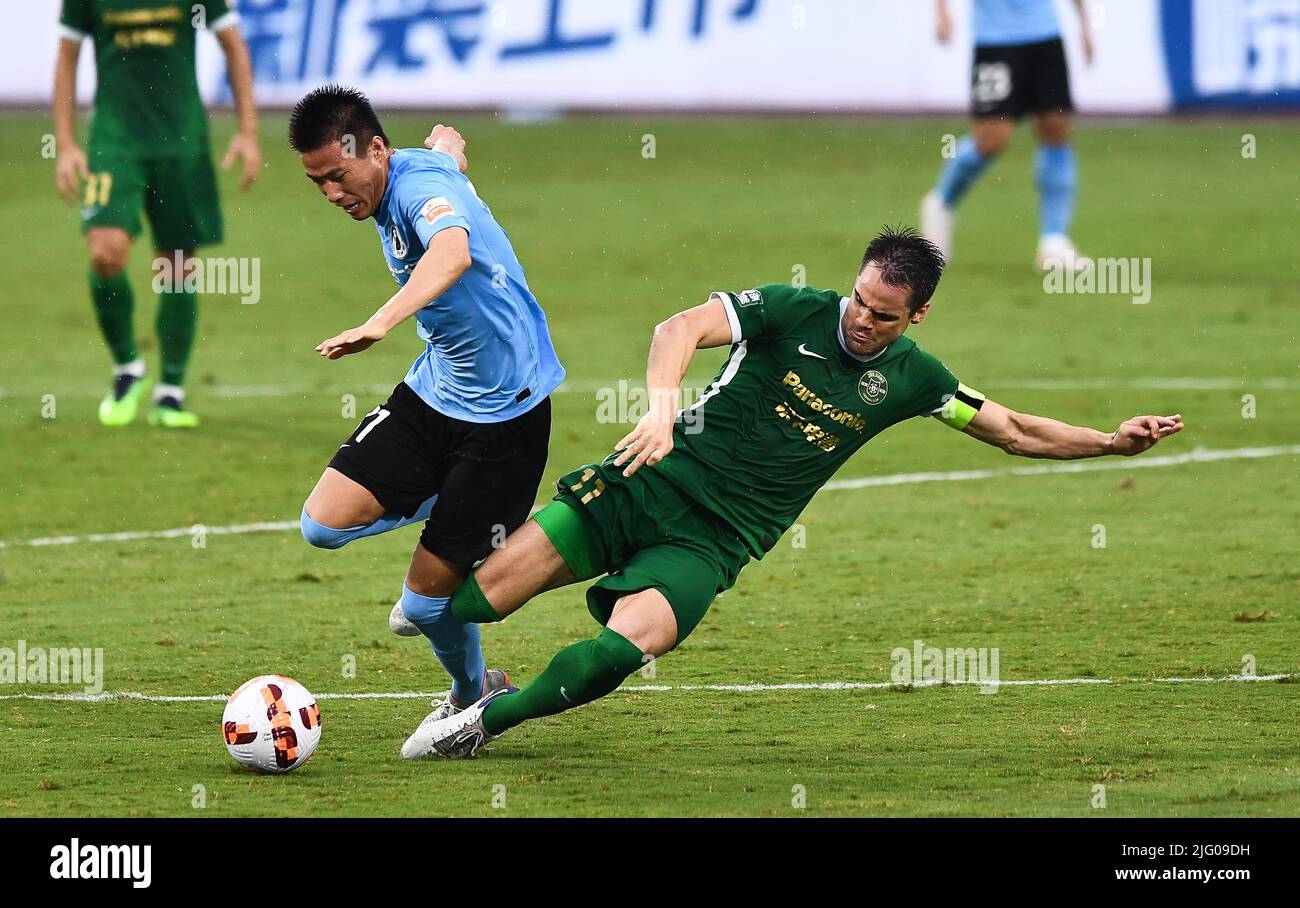 CSL: Dalian Professional FC vs. Hebei FC - Xinhua