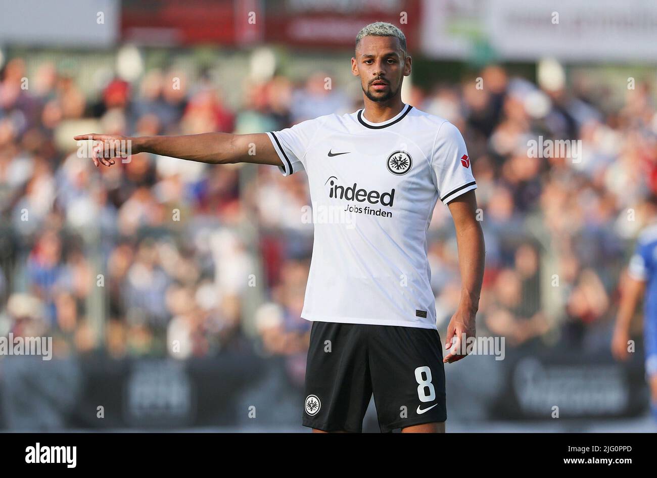 Djibril sow eintracht frankfurt hi-res stock photography and images - Alamy