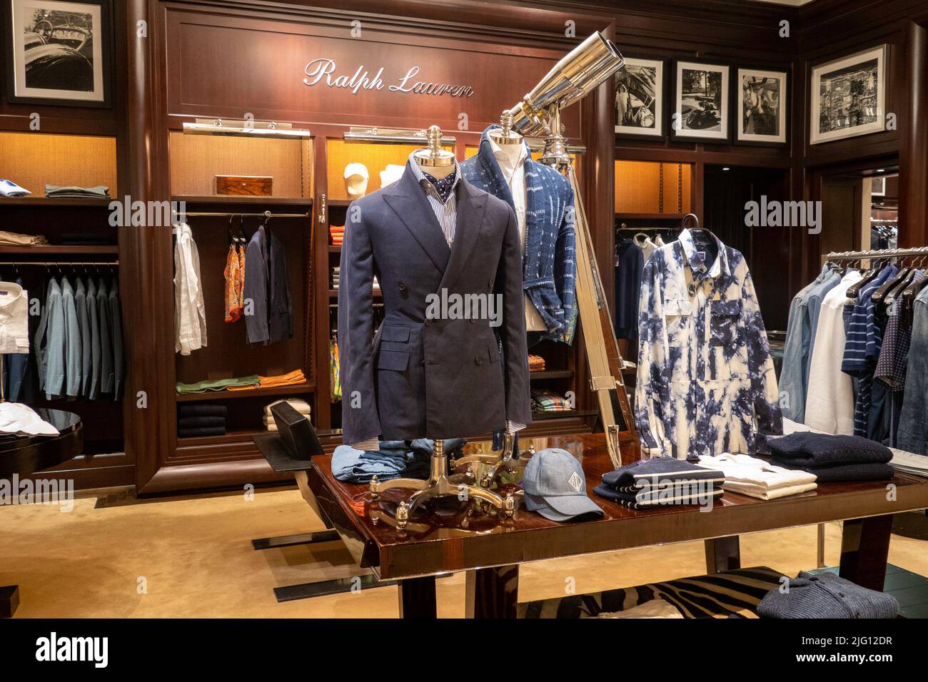 Ralph lauren flagship new york hi-res stock photography and images