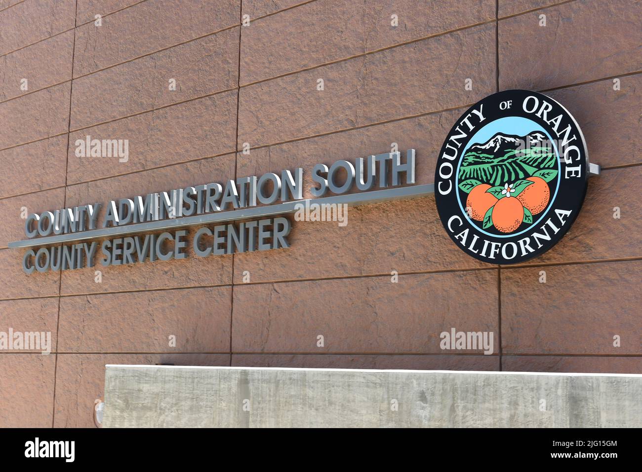 SANTA ANA, CALIFORNIA - 4 JUL 2022: Sing at the Orange County Administration South building in the Civic Center. Stock Photo