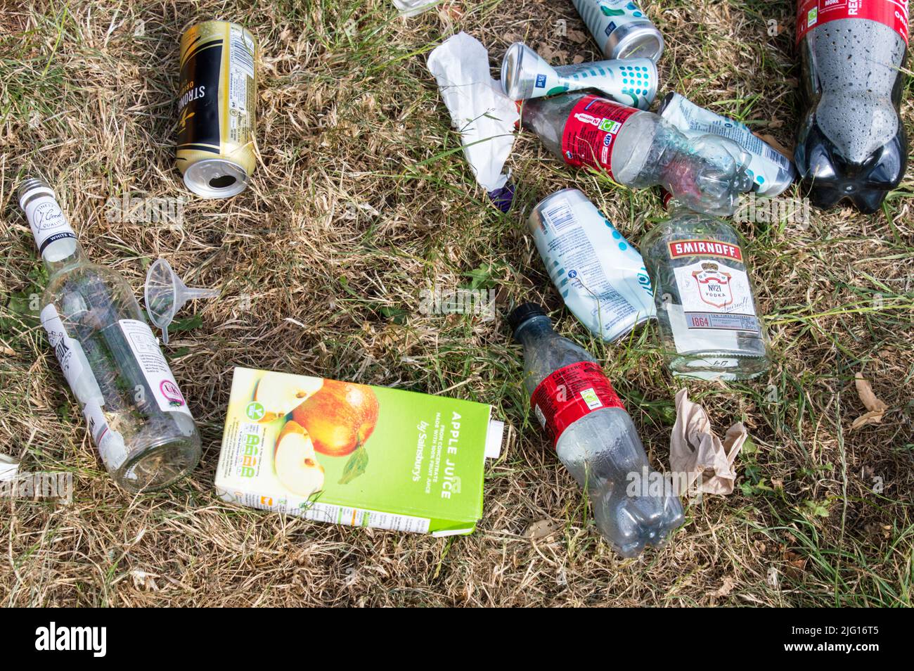 pollute, plastic bottle, environmental care, environmental conservation, environmental protection, environmental, plastic, environment, trash, garbage Stock Photo