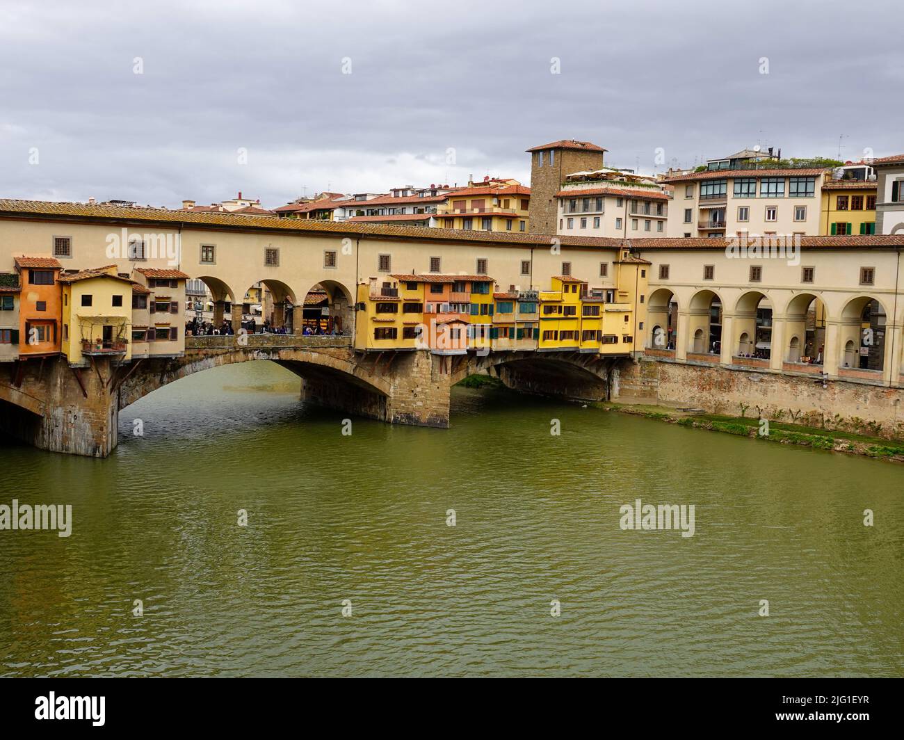 Ponte Vecchio bridge crossing the Arno River, Florence, Tuscany, Italy. Stock Photo