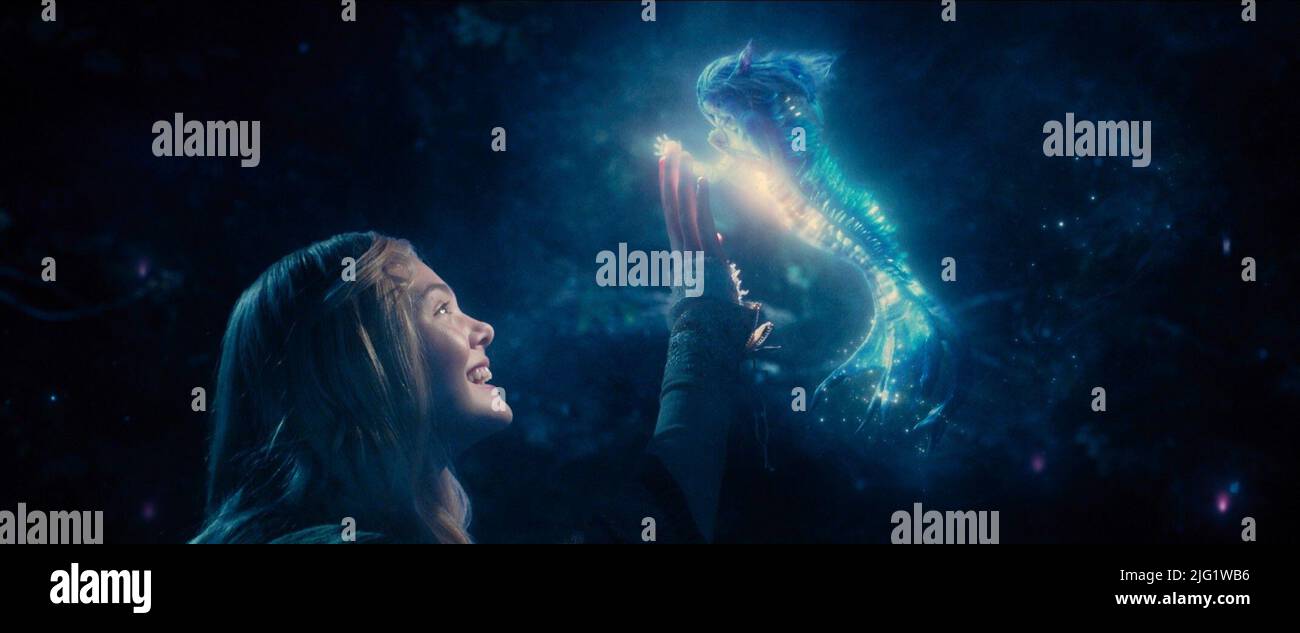 ELLE FANNING, MALEFICENT, 2014 Stock Photo - Alamy