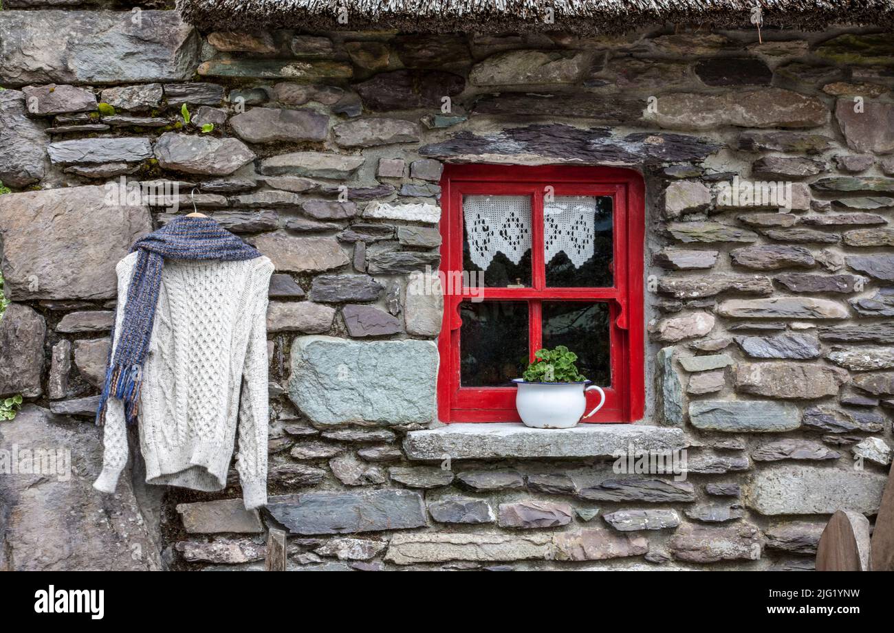 Molly Gallivan’s Cottage & Traditional Farm & visitors centre, Ireland, Europe, 200 year old farm Stock Photo