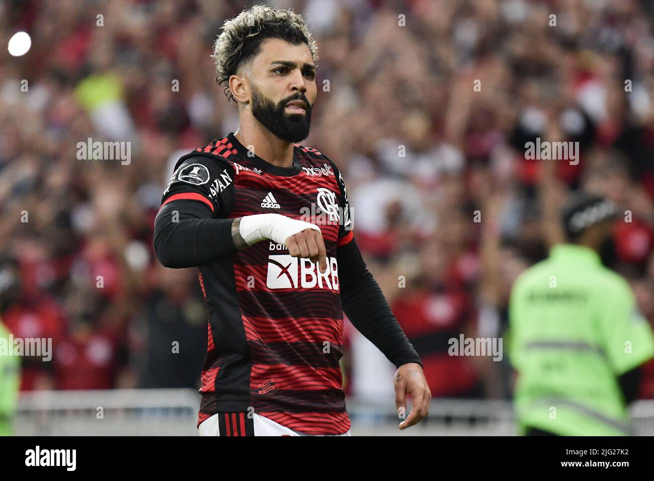 Gabriel Barbosa do Flamengo, comemora o seu gol durante a partida entre Flamengo e Tolima (COL), pelas oitavas de final da Copa Libertadores 2022, no Estádio do Maracanã nesta quarta-feira 06. / PRESSINPHOTO Stock Photo