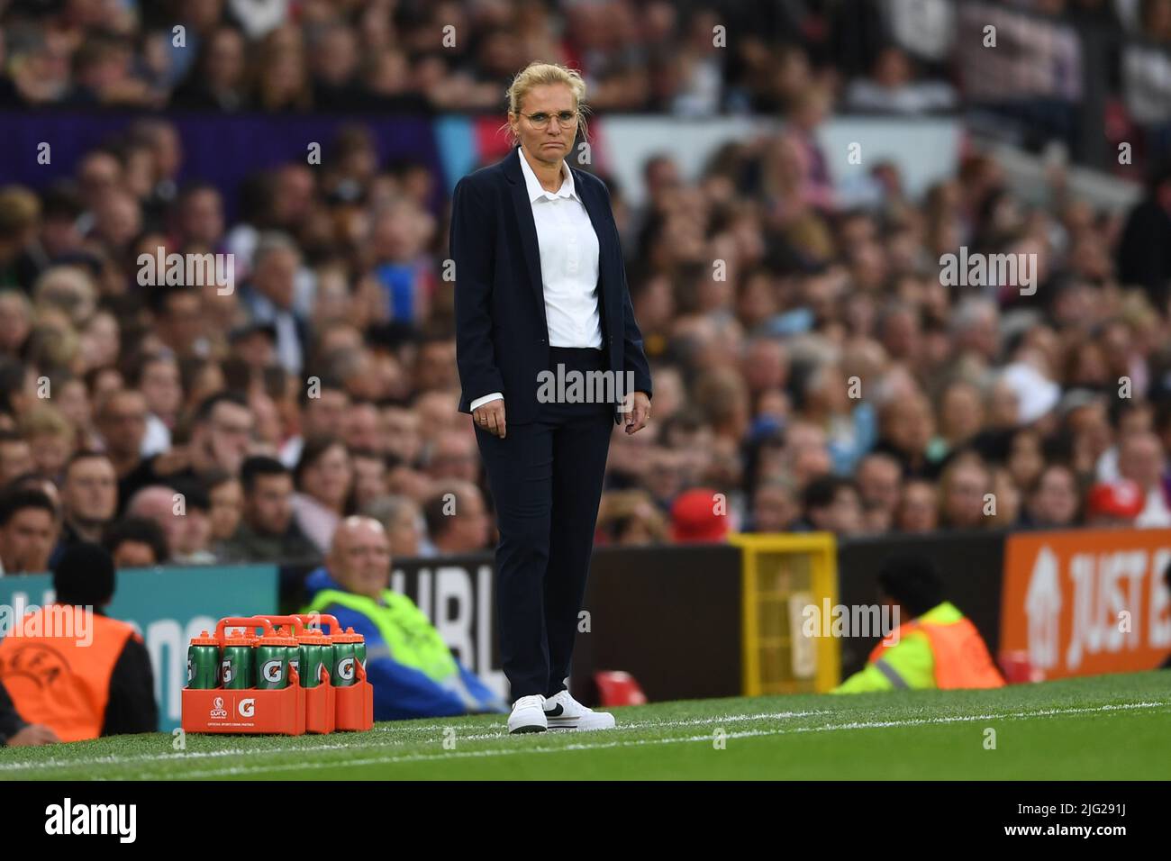 Manchester, UK. 6th July, 2022. Sarina Wiegman Coach (England Women) during the Uefa Women s Euro England 2022 match between England 1-0 Austria at Old Trafford Stadium on July 6, 2022 in Manchester, England. Credit: Maurizio Borsari/AFLO/Alamy Live News Stock Photo