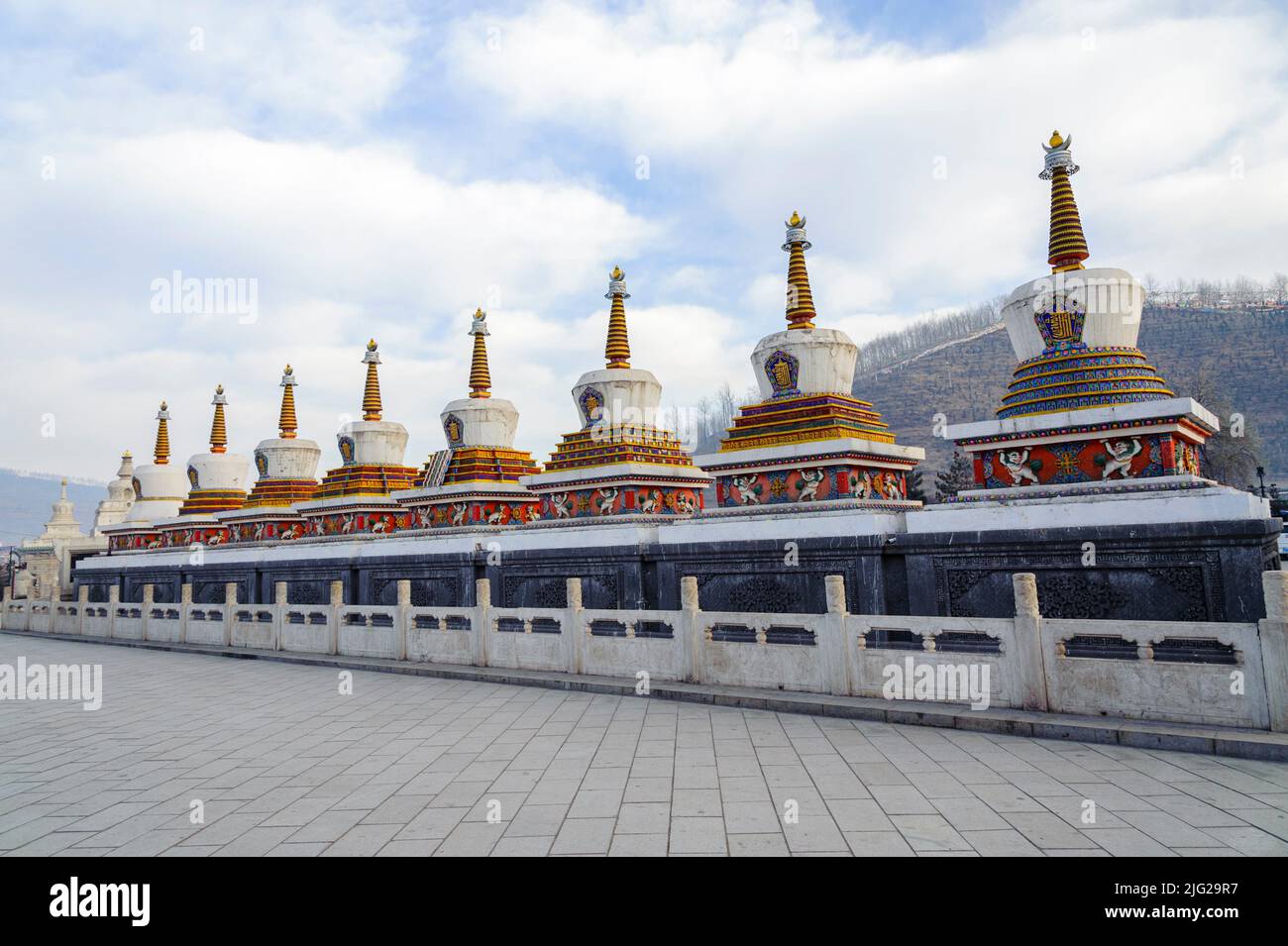 Eight stupas hi-res stock photography and images - Alamy Eight stupas hi-res stock photography and images - Alamy
