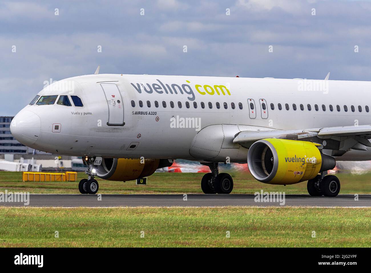 Vueling Airlines Airbus A320-214 REG EC-KLB at Manchester airport. Stock Photo