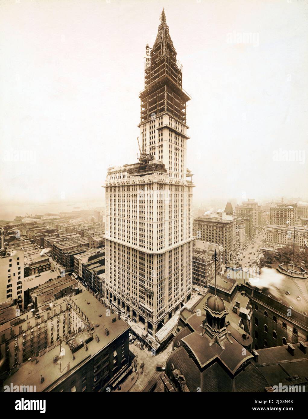 Woolworth Building under construction, New York City, New York, USA, Irving Underhill, July 1912 Stock Photo