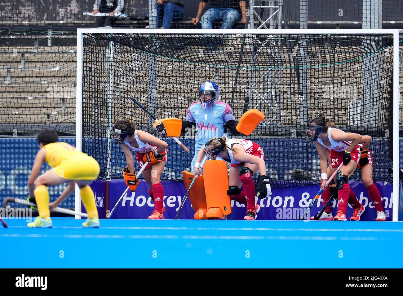 Field hockey goalkeeper hi-res stock photography and images - Alamy