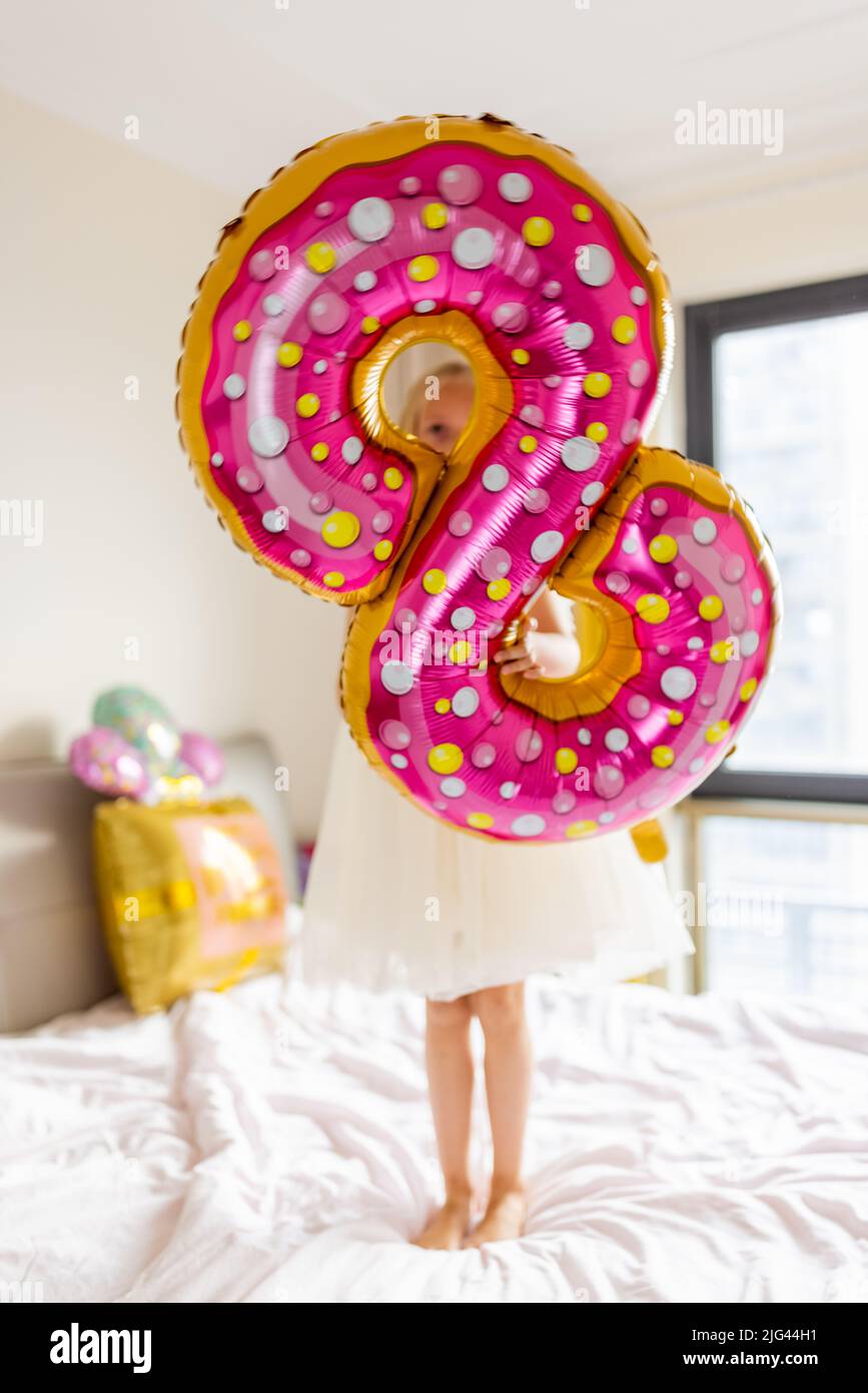 25 Props and Ideas For Your 21st Birthday Photoshoot